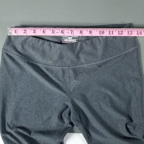 Under armour Women's Capri Leggings size MD - Picture 2 of 9